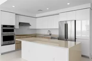 400 Central Ave, Saint Petersburg, FL 33701 - Photo 15