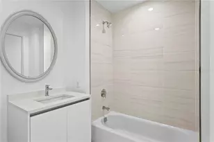 400 Central Ave, Saint Petersburg, FL 33701 - Photo 47