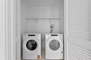 400 Central Ave, Saint Petersburg, FL 33701 - Photo 49