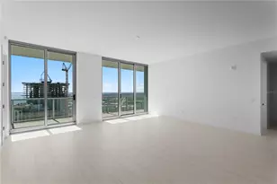 400 Central Ave, Saint Petersburg, FL 33701 - Photo 25