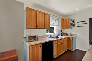 1315 Gulfview Woods Ln, Tarpon Springs, FL 34689 - Photo 7