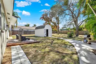 1315 Gulfview Woods Ln, Tarpon Springs, FL 34689 - Photo 17