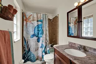 1315 Gulfview Woods Ln, Tarpon Springs, FL 34689 - Photo 13