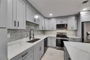 1025 Apollo Beach Blvd, Apollo Beach, FL 33572 - Photo 9