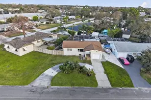 211 89th Ave N, Saint Petersburg, FL 33702 - Photo 31