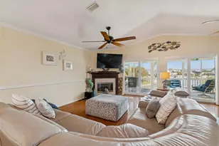 6170 Seaside Dr, New Port Richey, FL 34652 - Photo 9