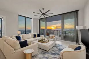 301 1st St S, Saint Petersburg, FL 33701 - Photo 9