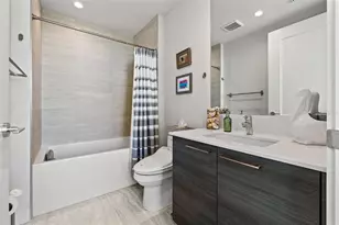 301 1st St S, Saint Petersburg, FL 33701 - Photo 21