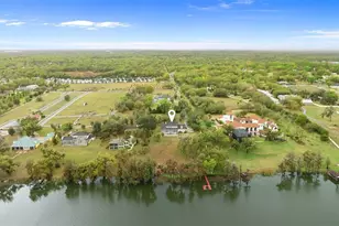 10913 Brigann Yard Way, Thonotosassa, FL 33592 - Photo 3