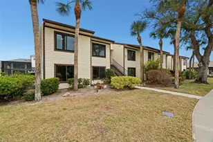 377 Moorings Cove Dr, Tarpon Springs, FL 34689 - Photo 1
