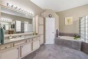 4810 Mirabella Pl, Lutz, FL 33558 - Photo 11