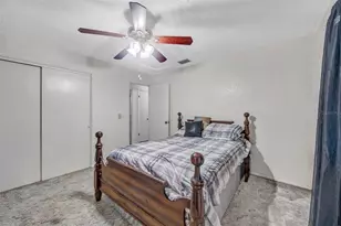 1201 N Palm Dr, Plant City, FL 33563 - Photo 17