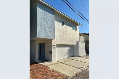 124 7th Avenue N #1/2, Saint Petersburg, FL 33701 - Photo 1