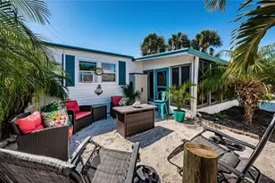 8678 44th Ave N, Saint Petersburg, FL 33709 - Photo 27