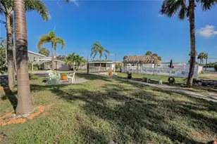 8678 44th Ave N, Saint Petersburg, FL 33709 - Photo 37