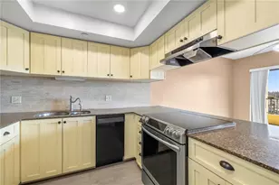 1750 Harbor Pl S, South Pasadena, FL 33707 - Photo 11