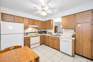 3200 McMath Dr, Palm Harbor, FL 34684 - Photo 17