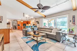 2715 Montague Ct E, Clearwater, FL 33761 - Photo 19