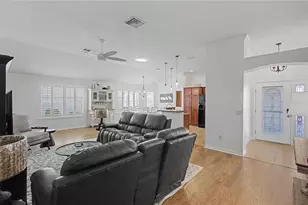 1106 Southern Sun Dr, The Villages, FL 32162 - Photo 11