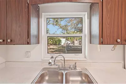 4923 Brookmeade Drive, Sarasota, FL 34232 - Photo 11
