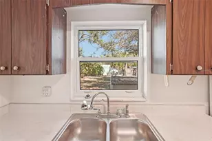4923 Brookmeade Dr, Sarasota, FL 34232 - Photo 11
