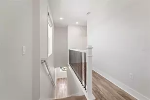 1299 Savona Dr NE, Saint Petersburg, FL 33702 - Photo 25