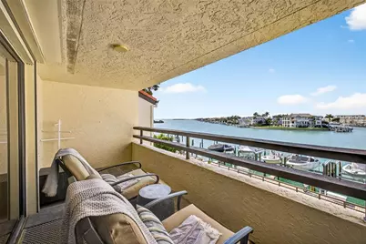 132 1st Street E #106, Tierra Verde, FL 33715 - Photo 41