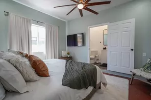 4739 Baywood Point Dr S, Gulfport, FL 33711 - Photo 15