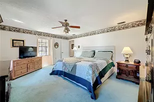 452 Summit Chase Dr, Valrico, FL 33594 - Photo 9