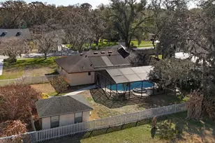 452 Summit Chase Dr, Valrico, FL 33594 - Photo 25