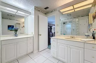 452 Summit Chase Dr, Valrico, FL 33594 - Photo 11