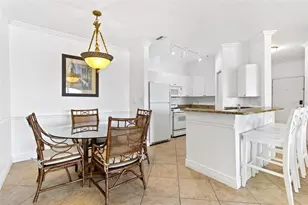 2739 Via Capri, Clearwater, FL 33764 - Photo 11