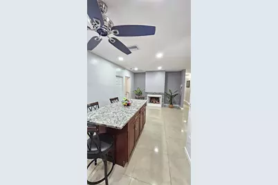 2301 E Colby Lane, Tampa, FL 33612 - Photo 9