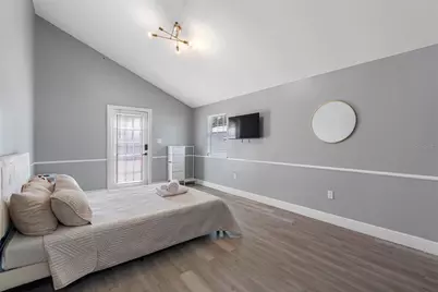 4317 E Regnas Avenue, Tampa, FL 33617 - Photo 23