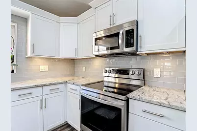 5637 Paddock Trail Drive, Tampa, FL 33624 - Photo 17