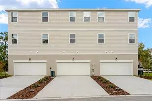 9902 Tate Ln, Tampa, FL 33626 - Photo 5