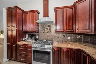494 Village Dr, Tarpon Springs, FL 34689 - Photo 23