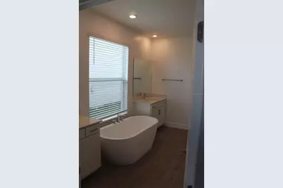 18562 Serene Lake Loop, Lutz, FL 33548 - Photo 17