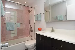 5245 Coquina Key Dr SE, Saint Petersburg, FL 33705 - Photo 35