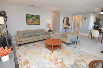 5245 Coquina Key Drive SE #D, Saint Petersburg, FL 33705 - Photo 21