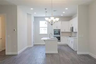 9908 Tate Ln, Tampa, FL 33626 - Photo 11