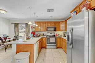7412 S 33rd Ave S, Tampa, FL 33619 - Photo 7