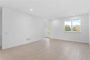 9912 Tate Ln, Tampa, FL 33626 - Photo 13