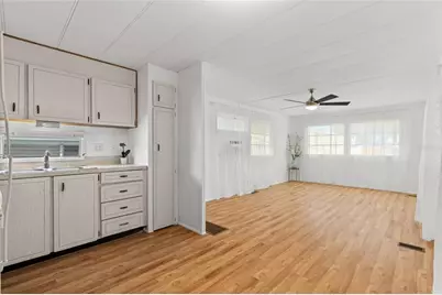 1012 50th Ave Plaza W, Bradenton, FL 34207 - Photo 9