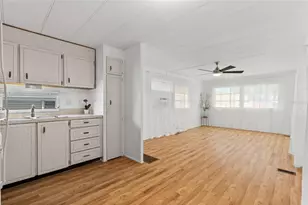 1012 50th Avenue Plaza W, Bradenton, FL 34207 - Photo 9