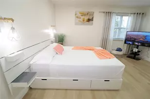 15401 Deerglen Dr, Tampa, FL 33624 - Photo 17