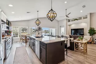 18617 Le Dauphine Pl, Lutz, FL 33558 - Photo 25