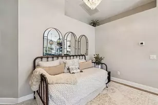 18617 Le Dauphine Pl, Lutz, FL 33558 - Photo 13