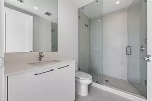 301 1st St S, Saint Petersburg, FL 33701 - Photo 37