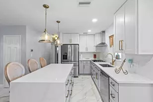 4106 W Bay View Ave, Tampa, FL 33611 - Photo 13